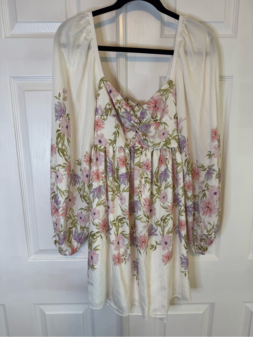 NWT Express Floral Balloon Sleeve Mini Dress Size S Ivory Pink Purple